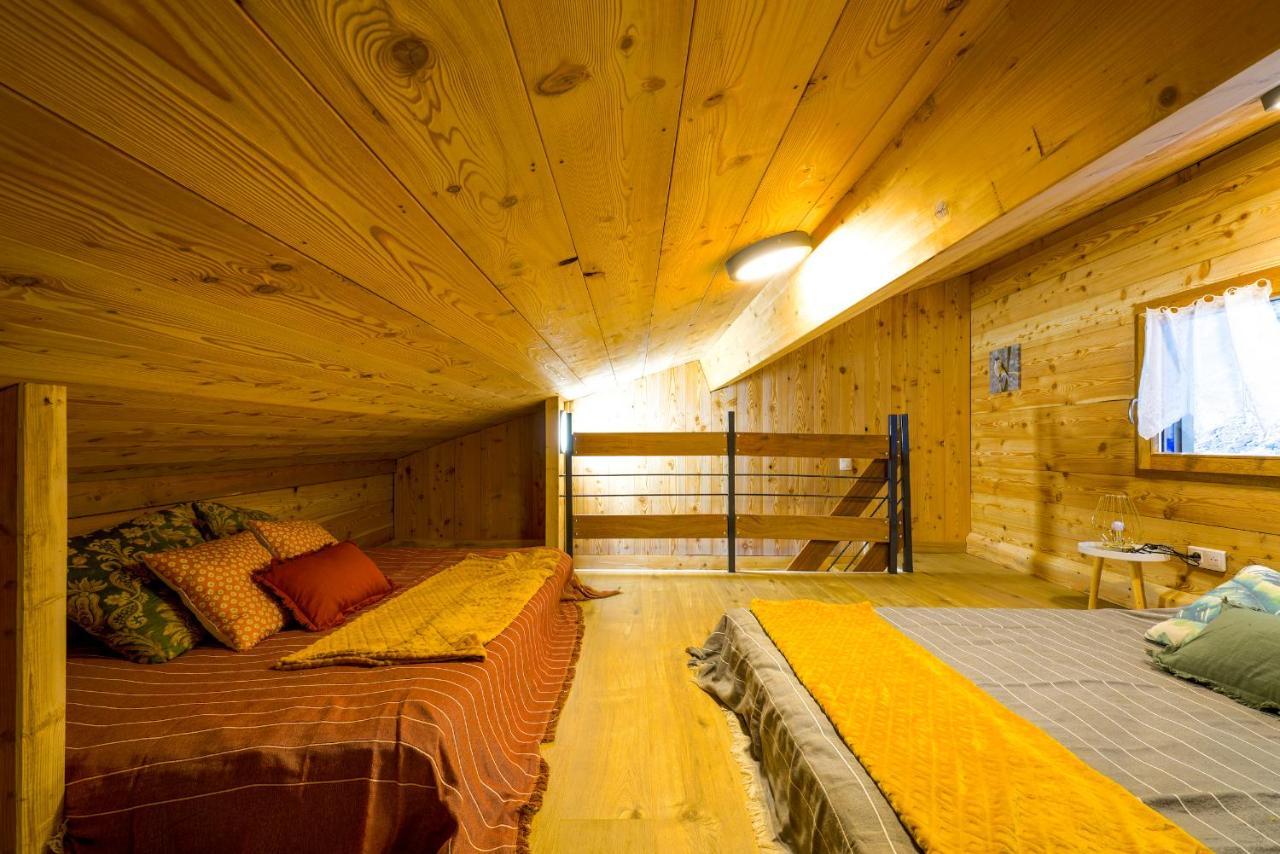 Le Mont Besset Bed & Breakfast Lalouvesc Bagian luar foto