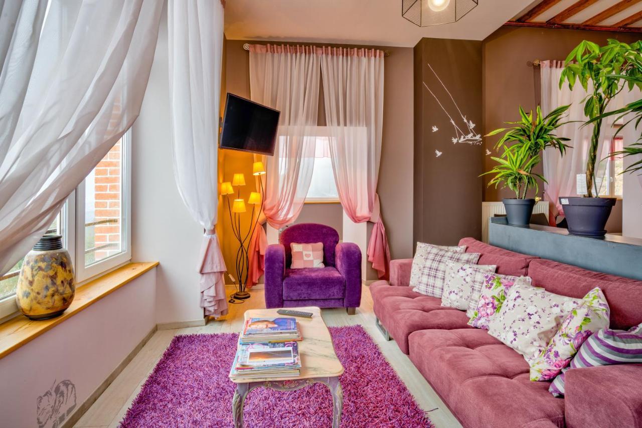 Le Mont Besset Bed & Breakfast Lalouvesc Bagian luar foto