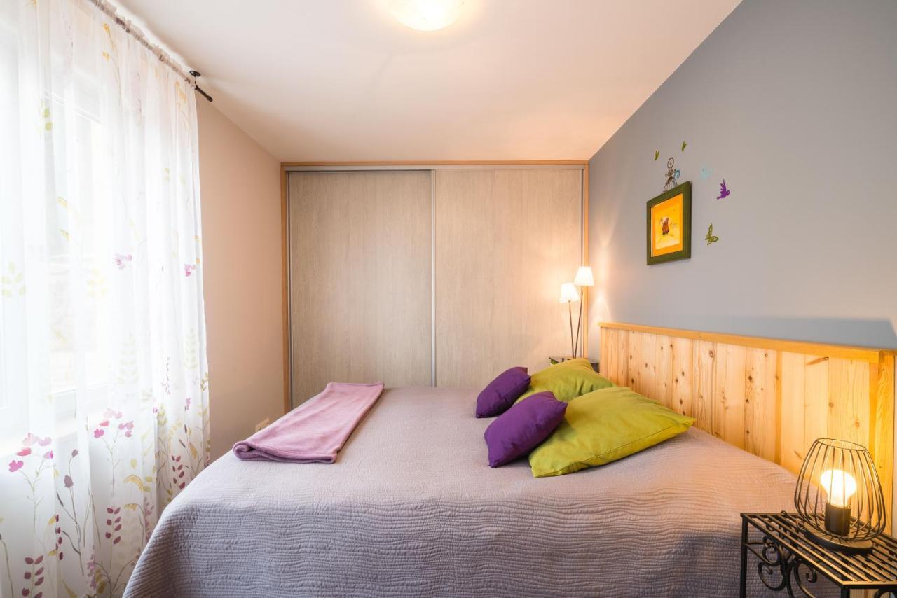 Le Mont Besset Bed & Breakfast Lalouvesc Bagian luar foto