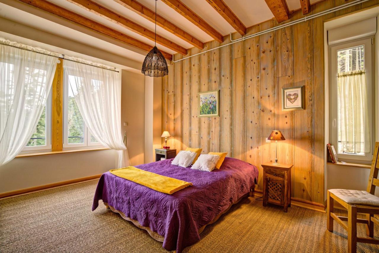 Le Mont Besset Bed & Breakfast Lalouvesc Bagian luar foto