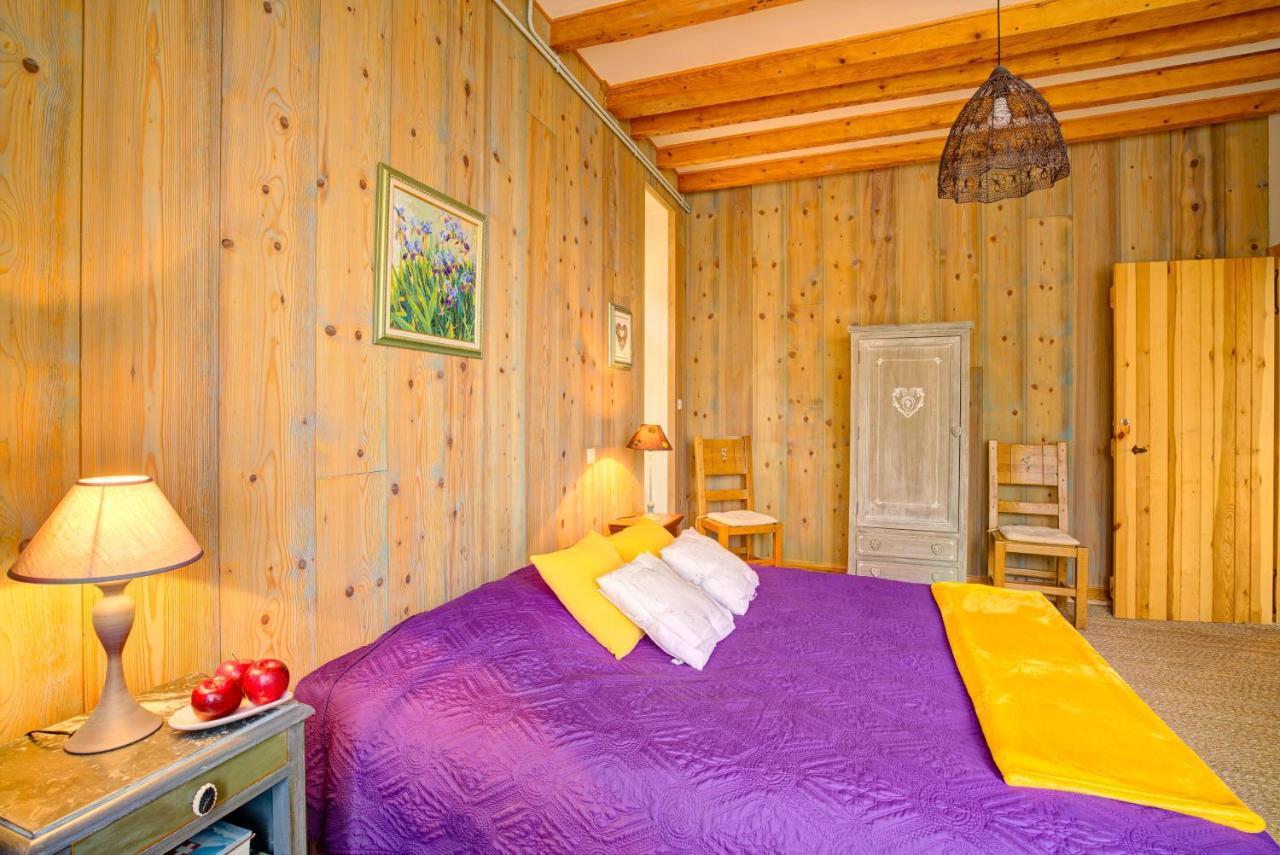 Le Mont Besset Bed & Breakfast Lalouvesc Bagian luar foto