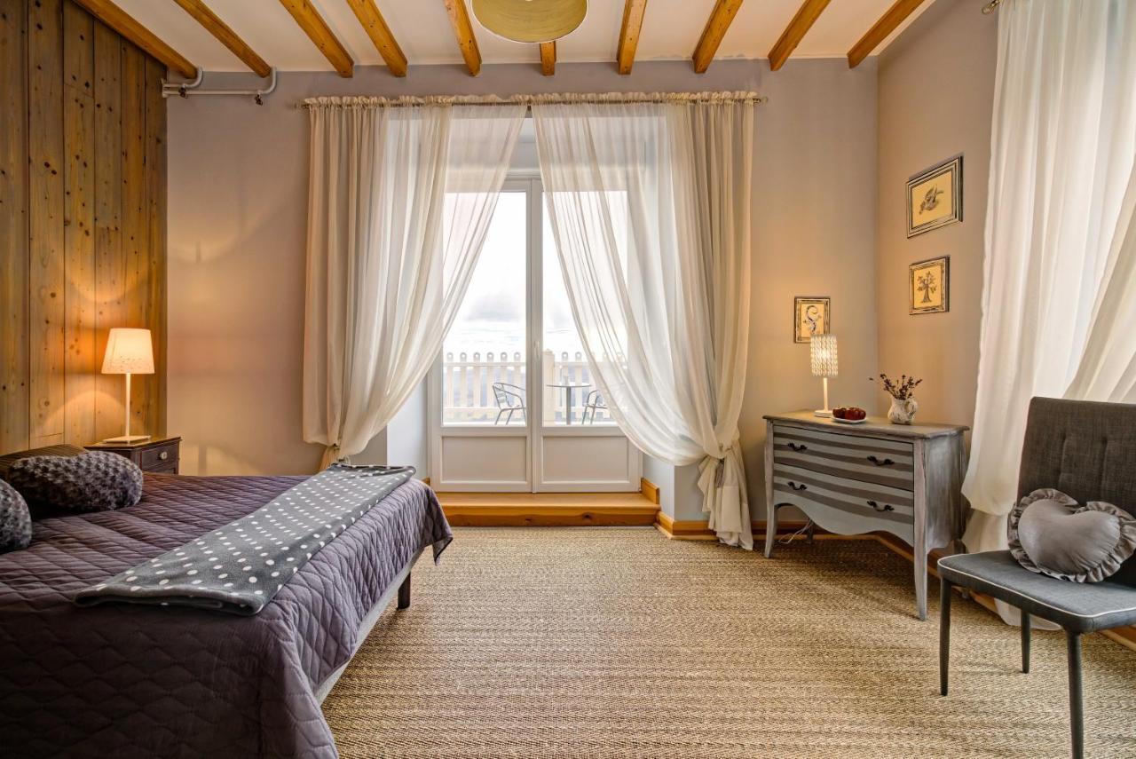Le Mont Besset Bed & Breakfast Lalouvesc Bagian luar foto